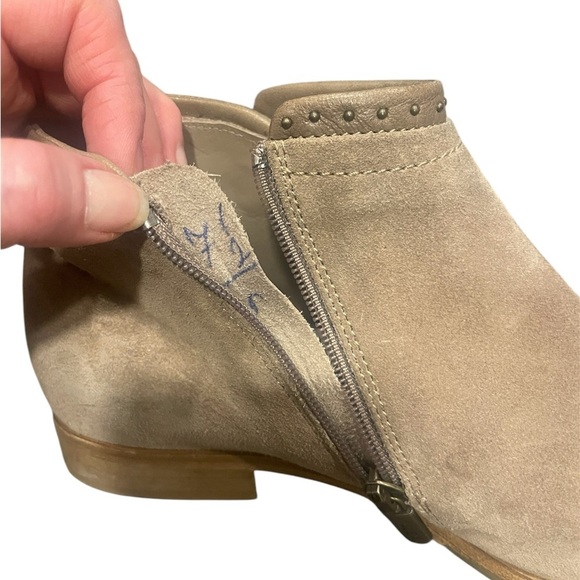 Italeau Miralda Suede Ankle Boots - Picture 4 of 9
